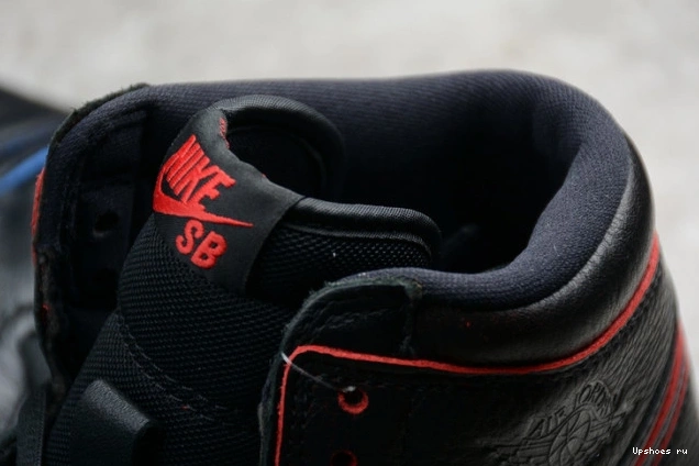 SB Jordan 1 Black Air QS Lance I Mountain 653532-002 0810